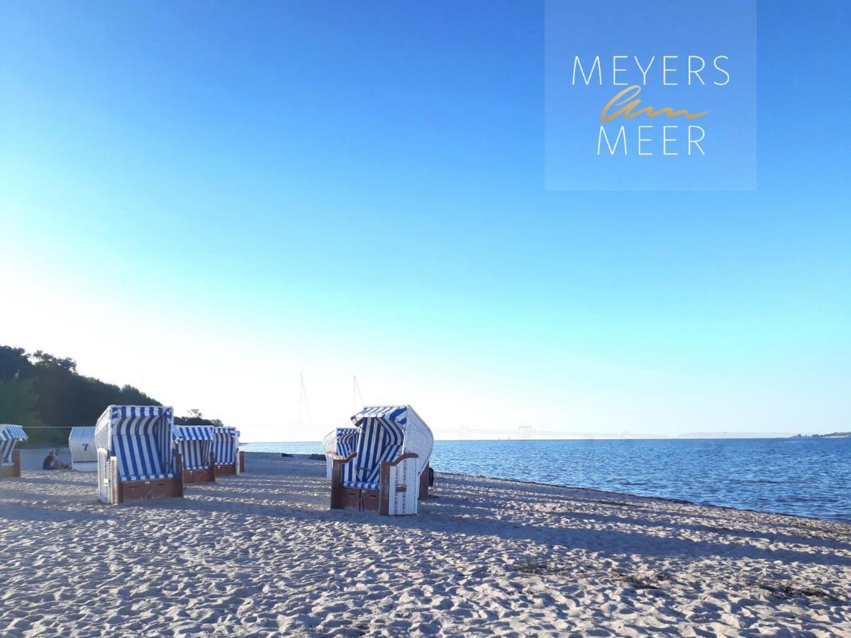 Schwarzes Holzferienhaus Mit Sauna In Zierow -- Sonneneck -- 500M Zum Ostsee-Strand, 4 - 6 Personen Exterior photo