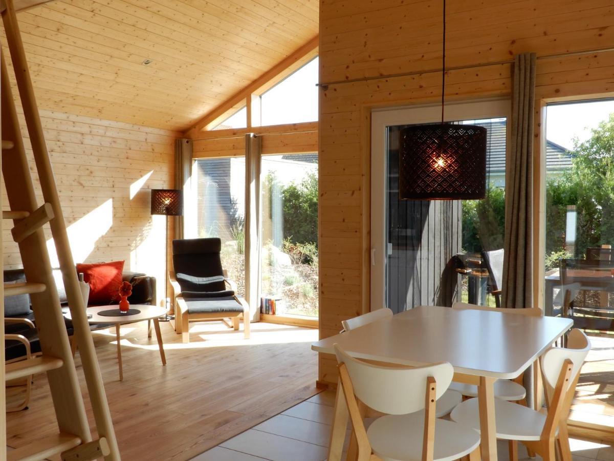Schwarzes Holzferienhaus Mit Sauna In Zierow -- Sonneneck -- 500M Zum Ostsee-Strand, 4 - 6 Personen Exterior photo